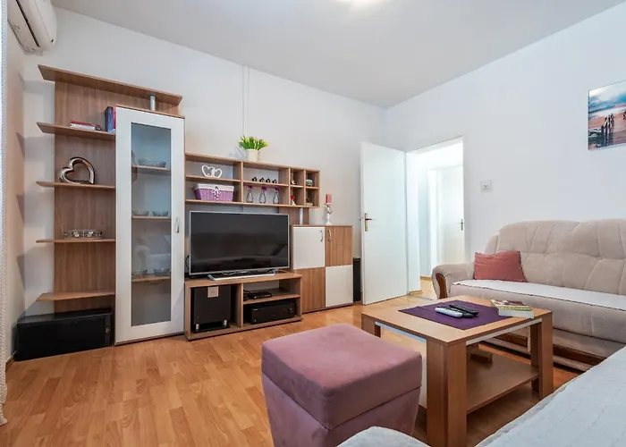 Mihaela Apartman *